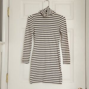 H&M Navy & Cream Striped Jersey Dress
